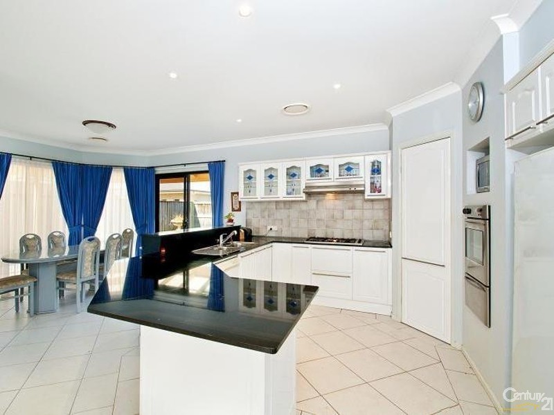 11 Ben Place, Beaumont Hills NSW 2155