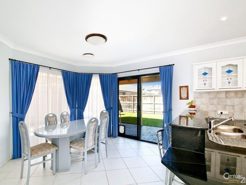 11 Ben Place, Beaumont Hills NSW 2155