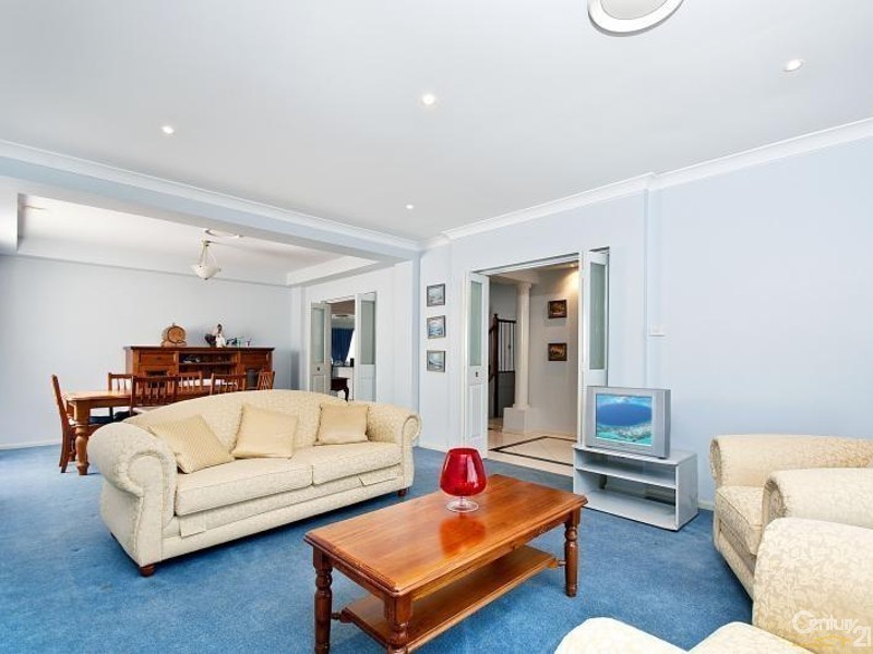 11 Ben Place, Beaumont Hills NSW 2155