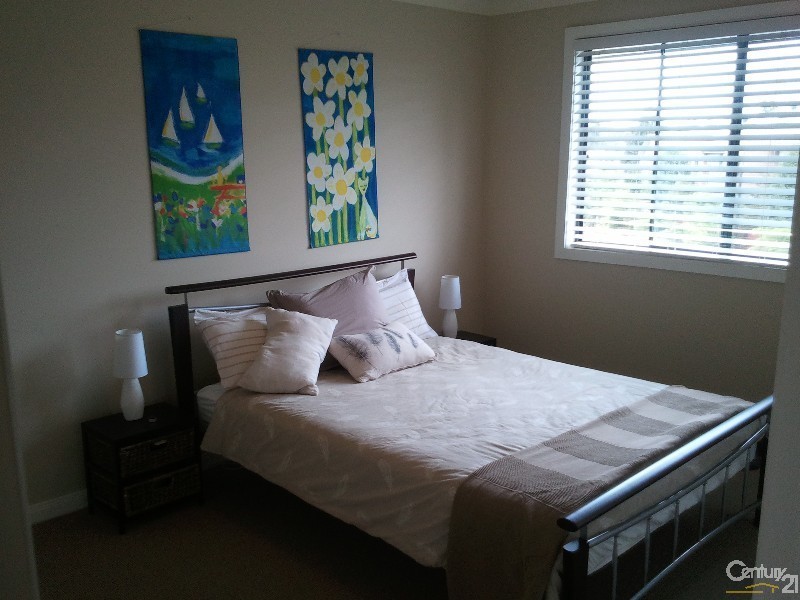 25 Bellcast Road, Rouse Hill NSW 2155