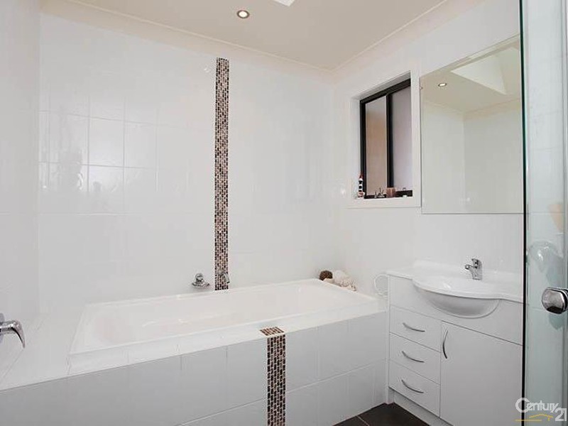 25 Bellcast Road, Rouse Hill NSW 2155