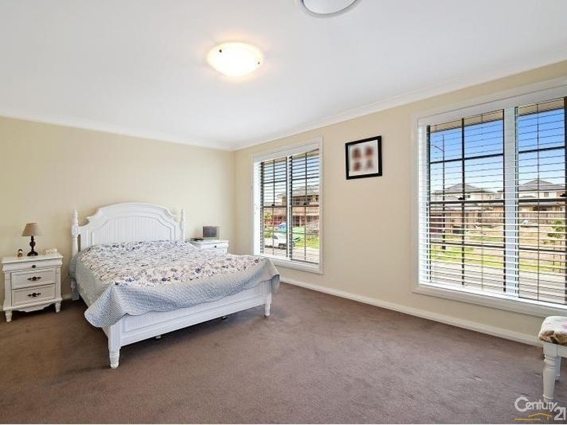 44 Greenview Parade, The Ponds NSW 2769