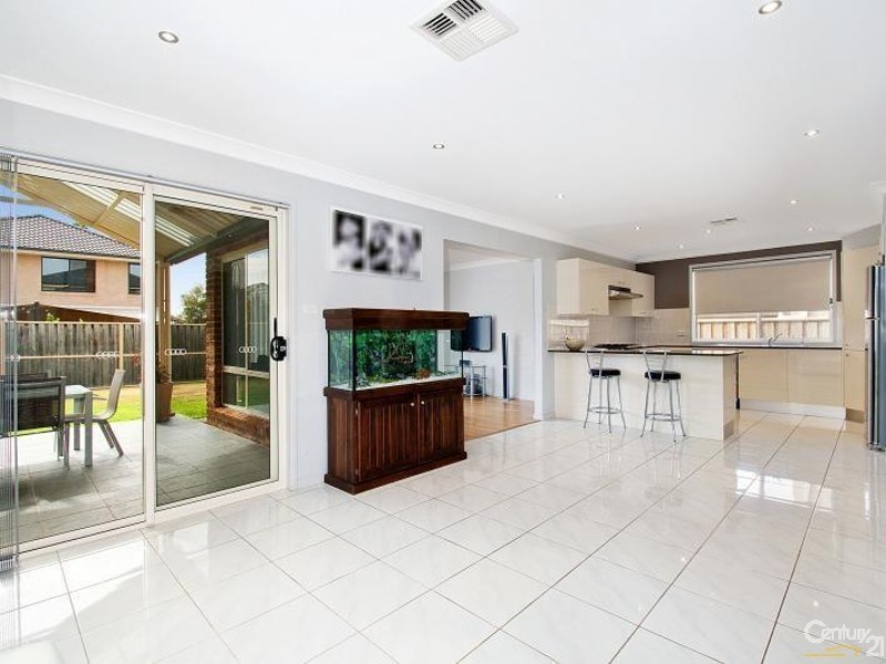 3 Oadby Place, Stanhope Gardens NSW 2768