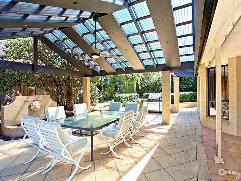 6 Barnes Place, Rouse Hill NSW 2155