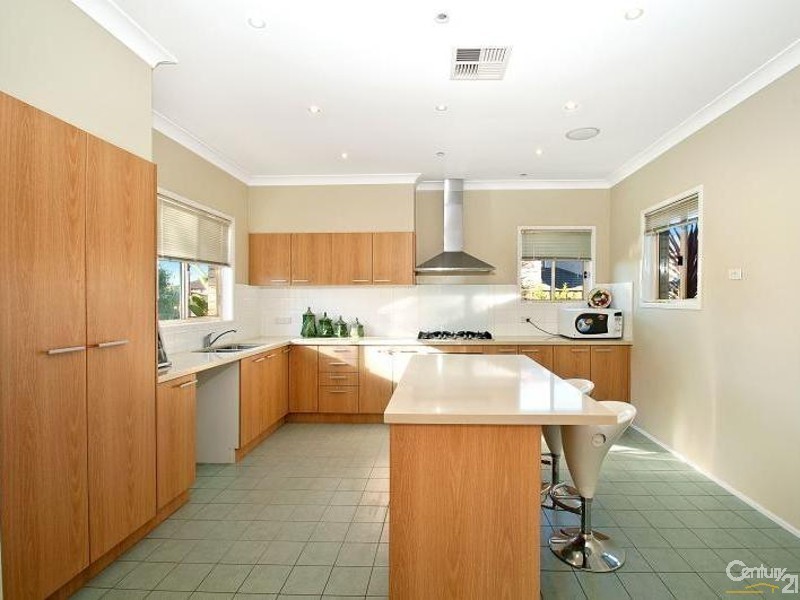 36 Ashtead Parade, Stanhope Gardens NSW 2768