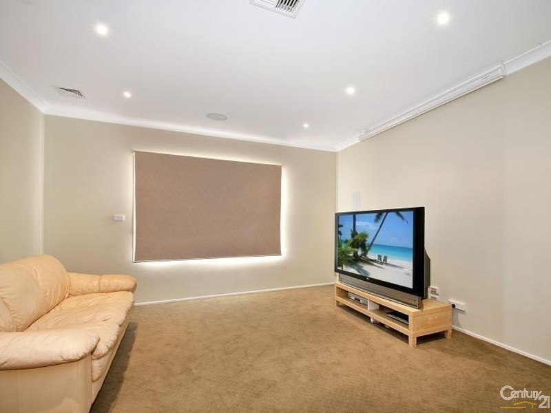 36 Ashtead Parade, Stanhope Gardens NSW 2768