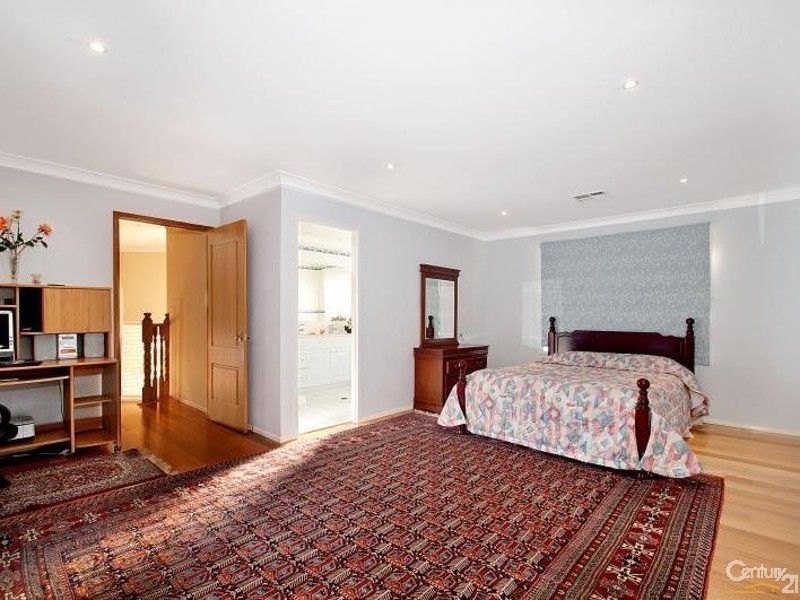 36 Ashtead Parade, Stanhope Gardens NSW 2768