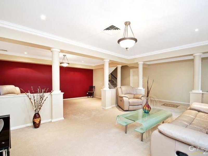19 Perkins Drive, Kellyville NSW 2155