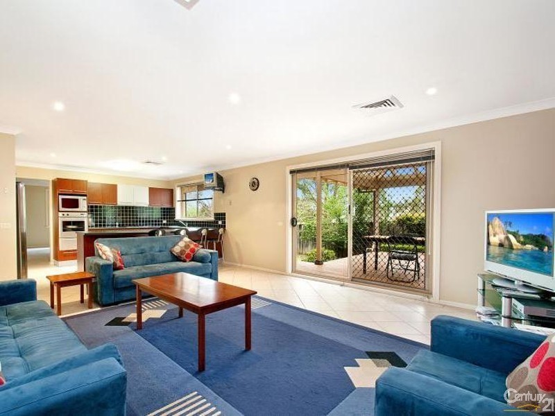 19 Perkins Drive, Kellyville NSW 2155