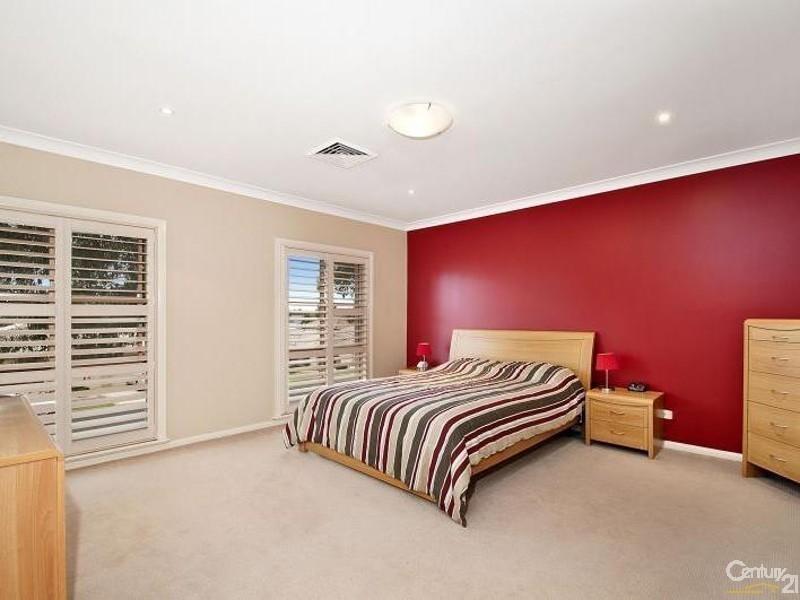 19 Perkins Drive, Kellyville NSW 2155