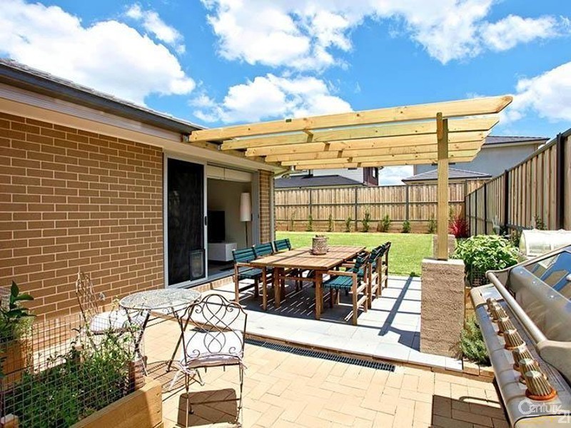 10 Avon Street, The Ponds NSW 2769