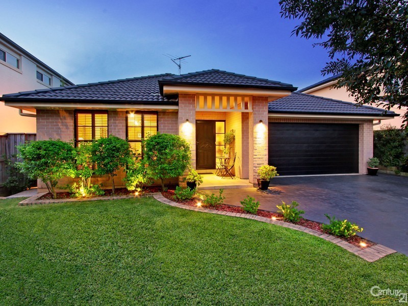 15 Compass Avenue, Beaumont Hills NSW 2155