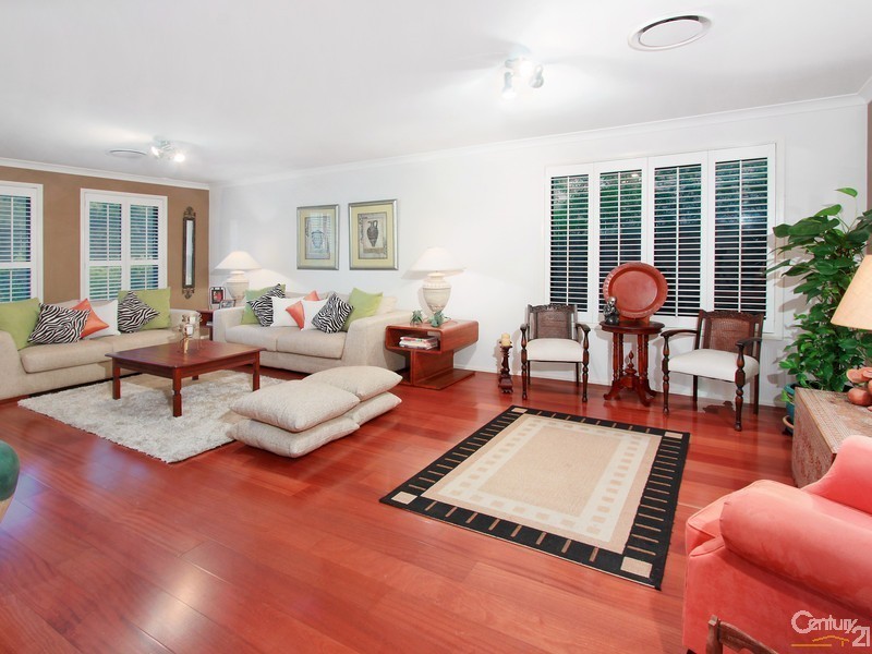 15 Compass Avenue, Beaumont Hills NSW 2155