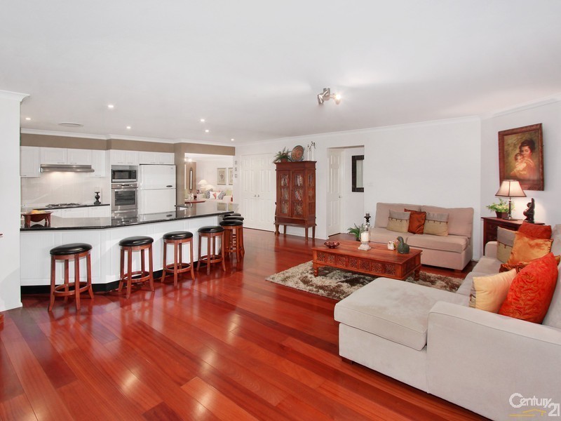 15 Compass Avenue, Beaumont Hills NSW 2155