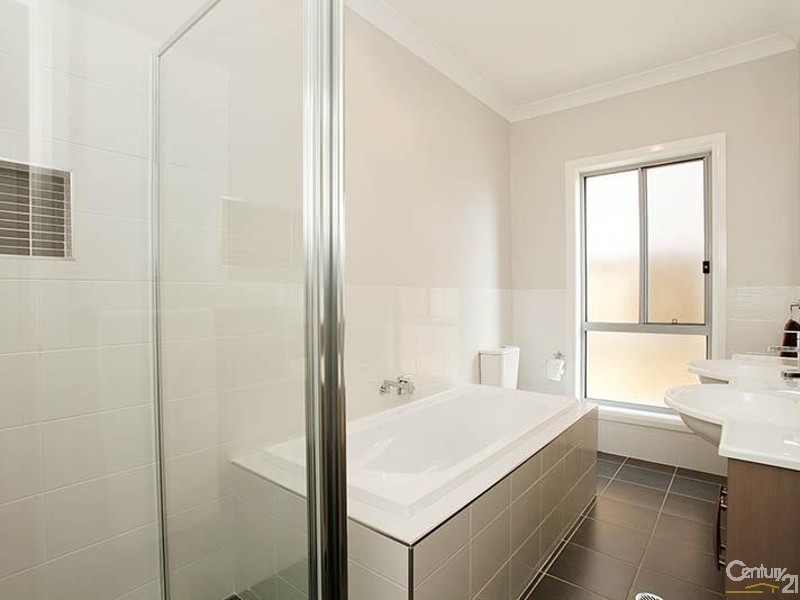 12 Vanilla Drive, The Ponds NSW 2769