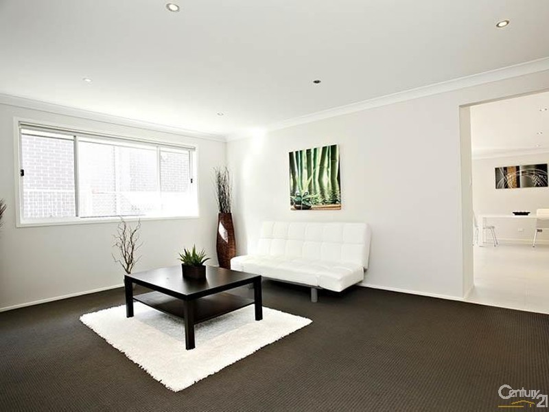 8 Supply Street, The Ponds NSW 2769