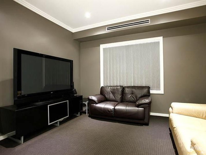 54 Waterfall Boulevard, The Ponds NSW 2769