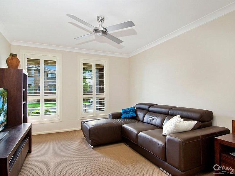 17 Meander Crescent, The Ponds NSW 2769