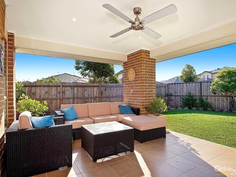 17 Meander Crescent, The Ponds NSW 2769