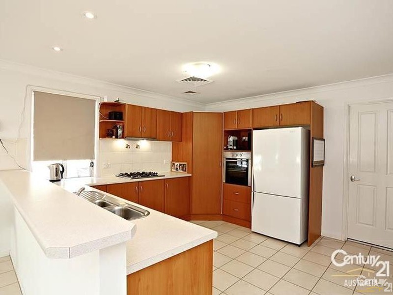 16 Hamlin Street, Quakers Hill NSW 2763