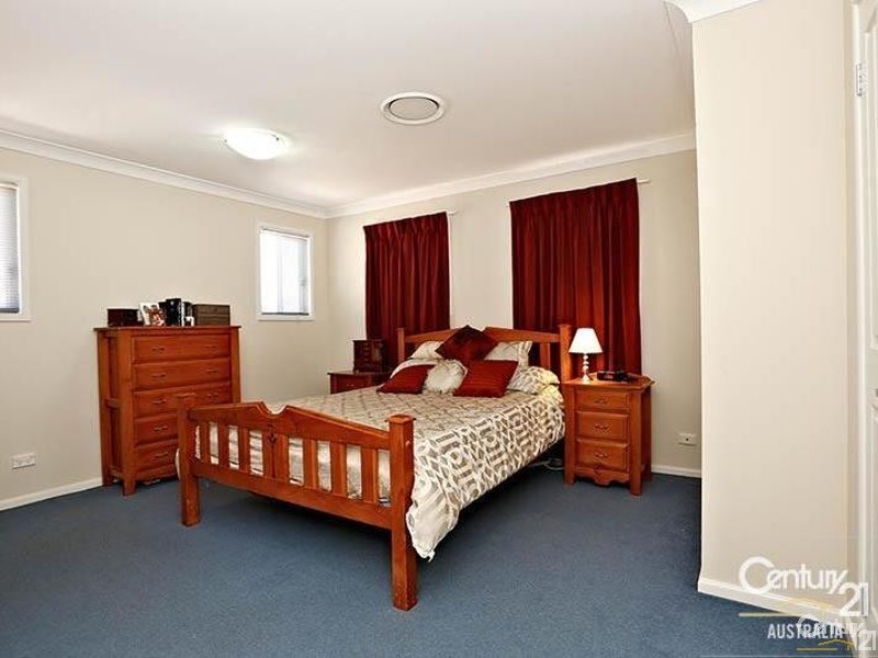 16 Hamlin Street, Quakers Hill NSW 2763