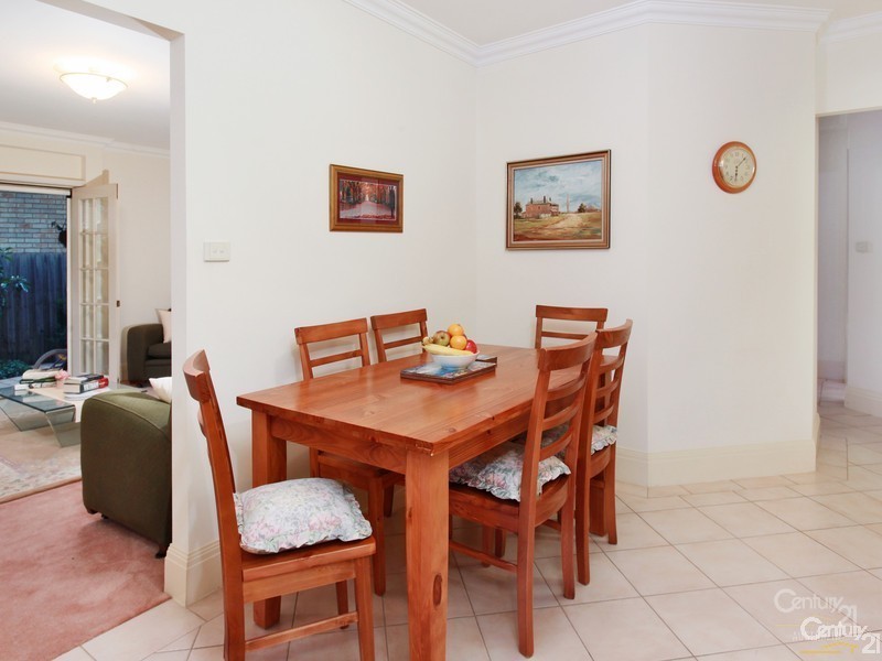 19 Broadleaf Crescent, Beaumont Hills NSW 2155