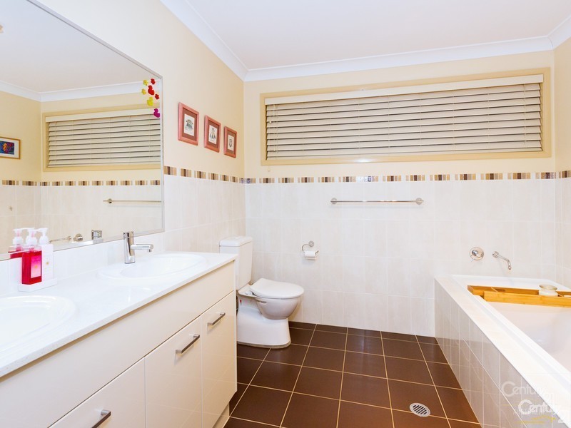 16 Lachlan Court, Kellyville Ridge NSW 2155