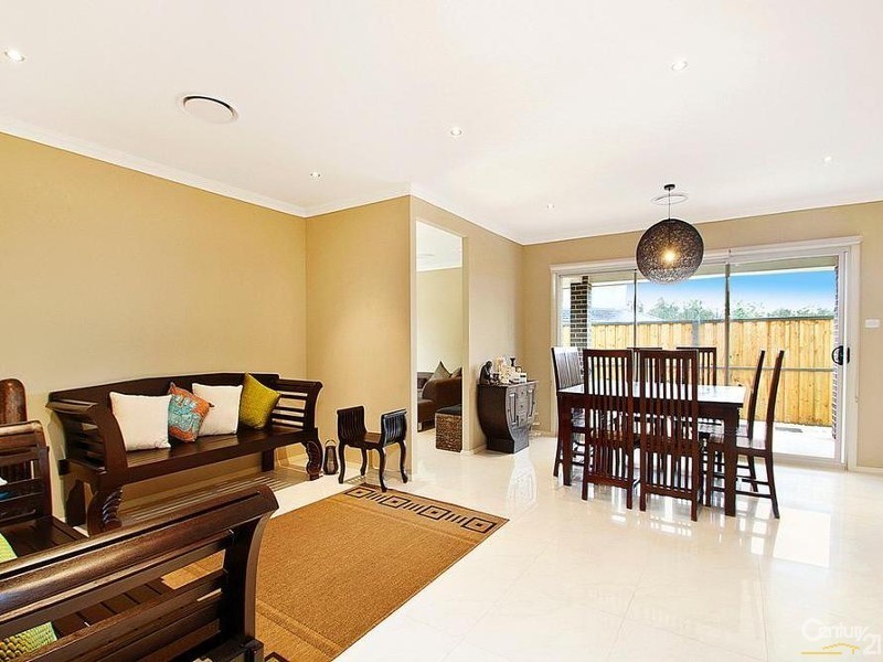 82 Riverbank Drive, The Ponds NSW 2769