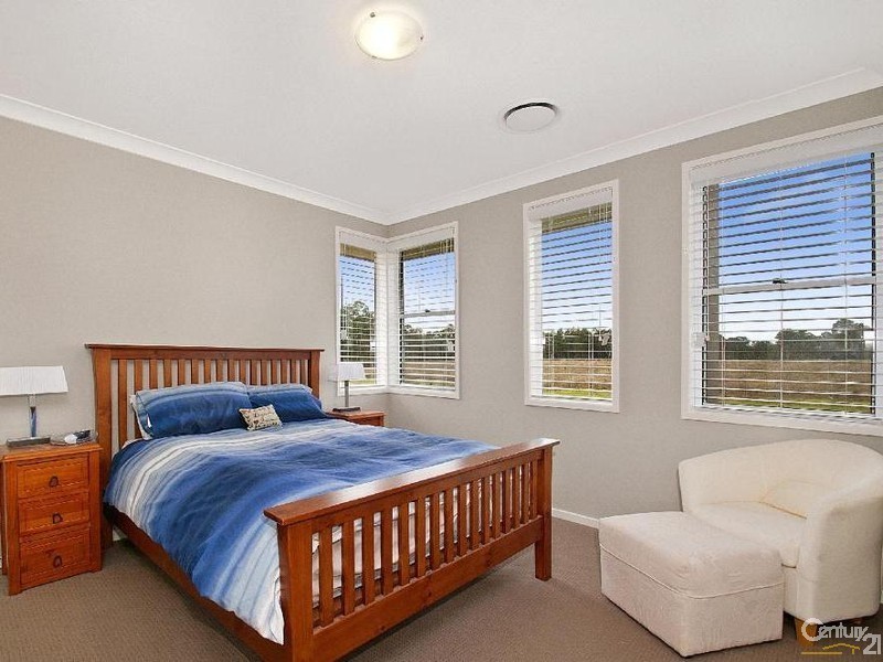 120 Greenview Parade, The Ponds NSW 2769