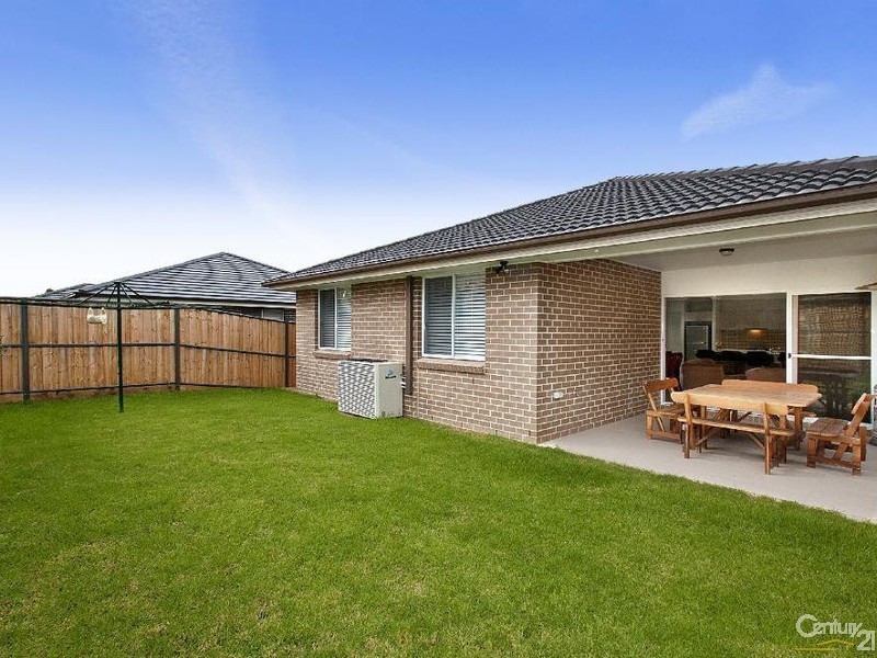 120 Greenview Parade, The Ponds NSW 2769