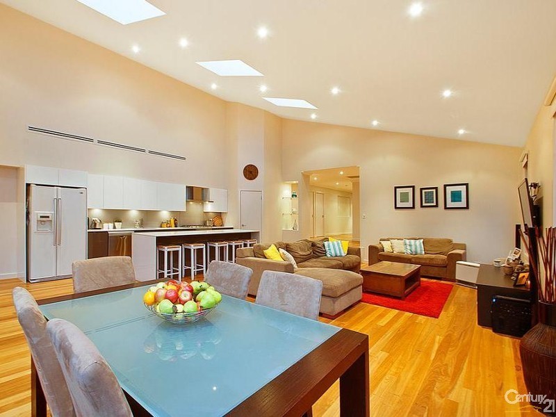 16 Waterfall Boulevard, The Ponds NSW 2769