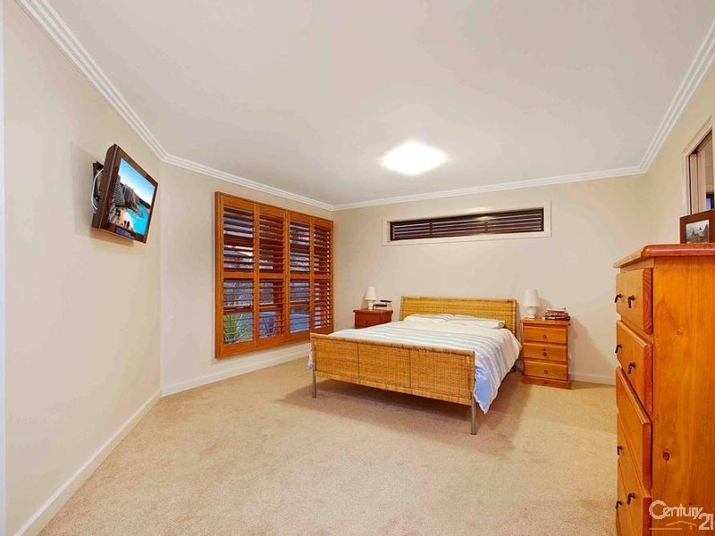 16 Waterfall Boulevard, The Ponds NSW 2769