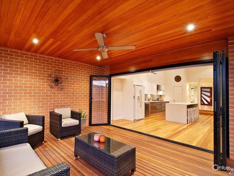 16 Waterfall Boulevard, The Ponds NSW 2769