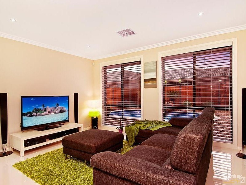 11 Bellinger Street, The Ponds NSW 2769