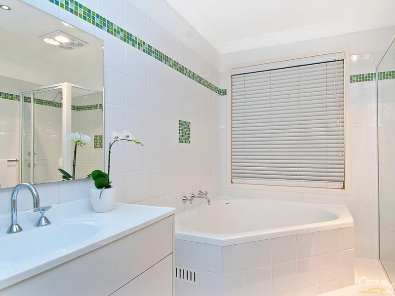 11 Highlands Way, Rouse Hill NSW 2155