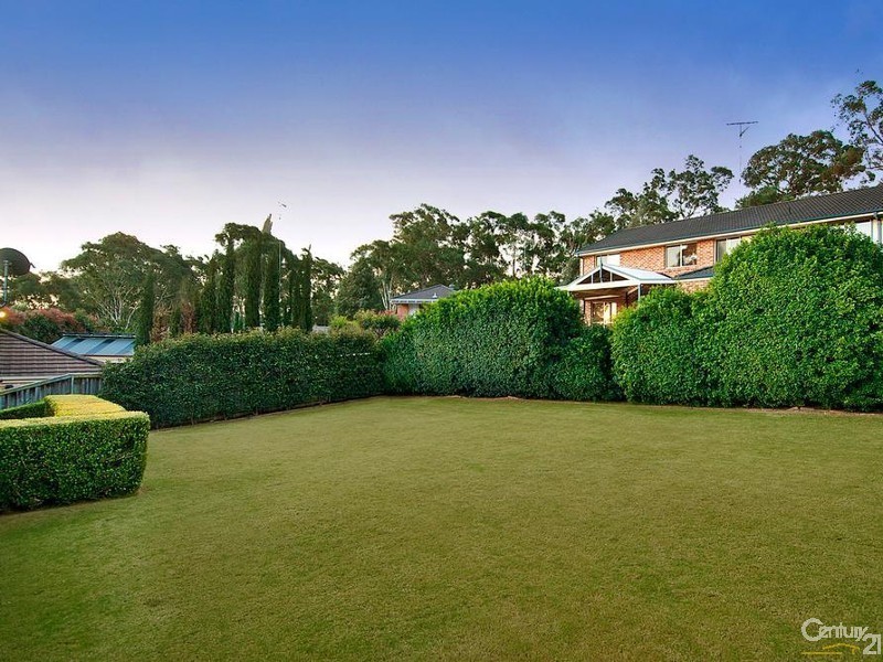 9 Paramount Crescent, Kellyville NSW 2155