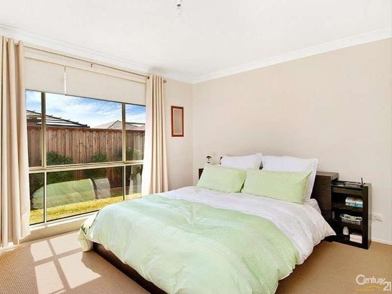 4 Rosebrook Avenue, The Ponds NSW 2769