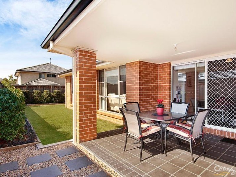 4 Rosebrook Avenue, The Ponds NSW 2769