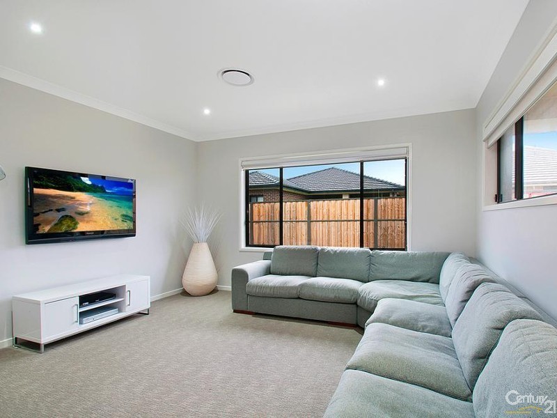 7 Capertee Street, The Ponds NSW 2769