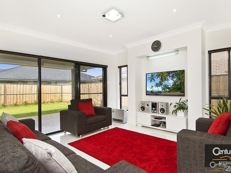 17 Arrowroot Street, The Ponds NSW 2769