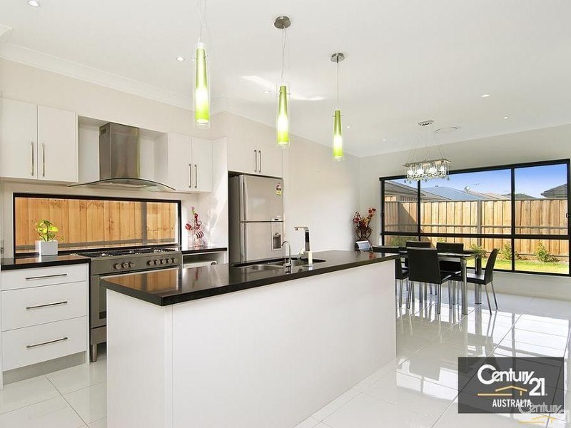 17 Arrowroot Street, The Ponds NSW 2769