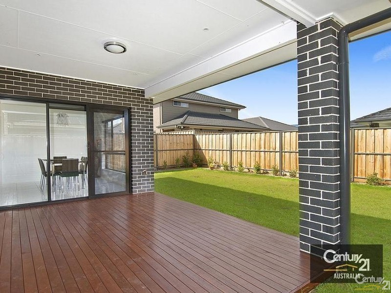 17 Arrowroot Street, The Ponds NSW 2769