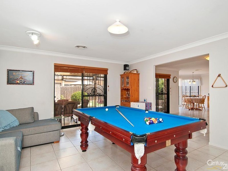 5 Rushden Way, Stanhope Gardens NSW 2768