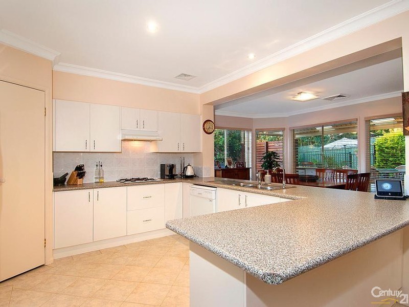 5 Paramount Crescent, Kellyville NSW 2155