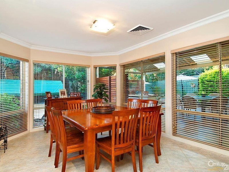 5 Paramount Crescent, Kellyville NSW 2155