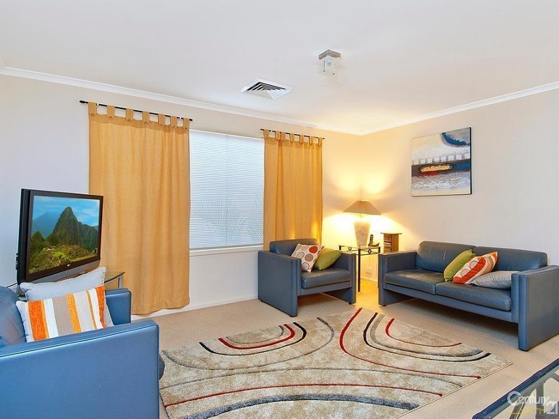 5 Paramount Crescent, Kellyville NSW 2155