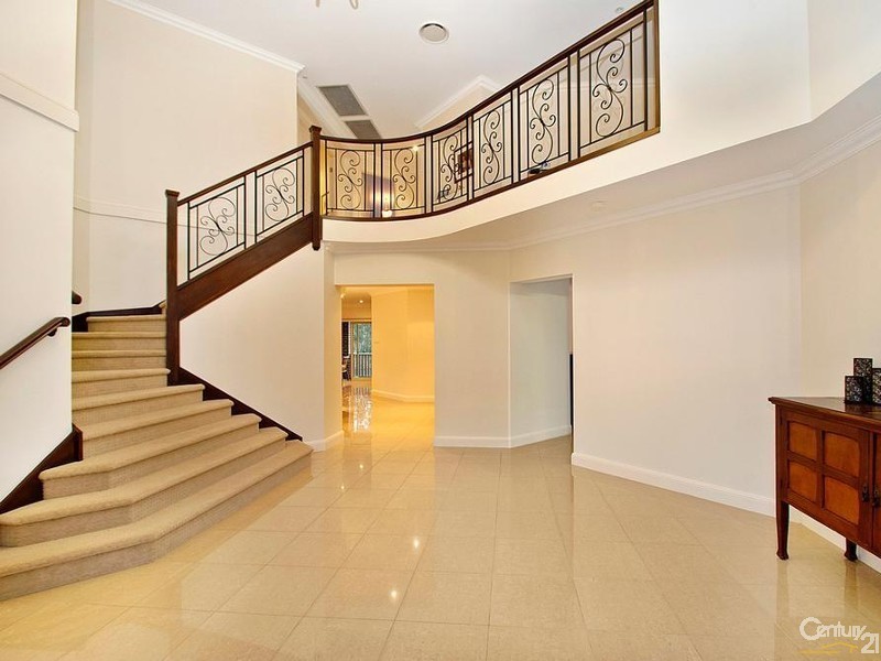 8 Pelligrino Grove, Rouse Hill NSW 2155