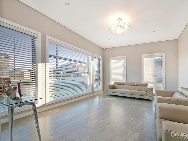 84 Riverbank Drive, The Ponds NSW 2769