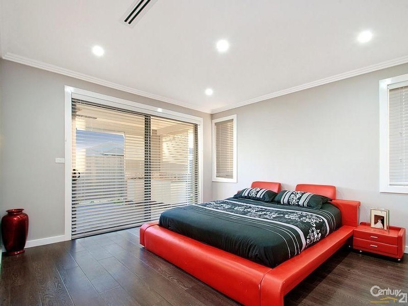 84 Riverbank Drive, The Ponds NSW 2769