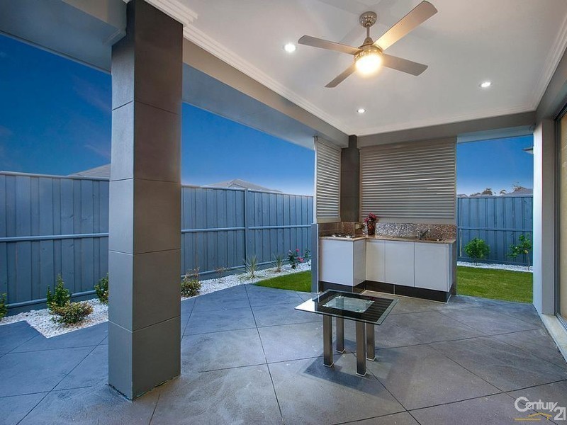 84 Riverbank Drive, The Ponds NSW 2769